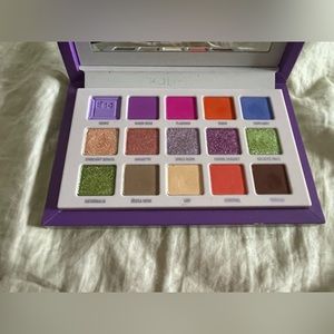 Kaleidos cosmetics The Escape Pod